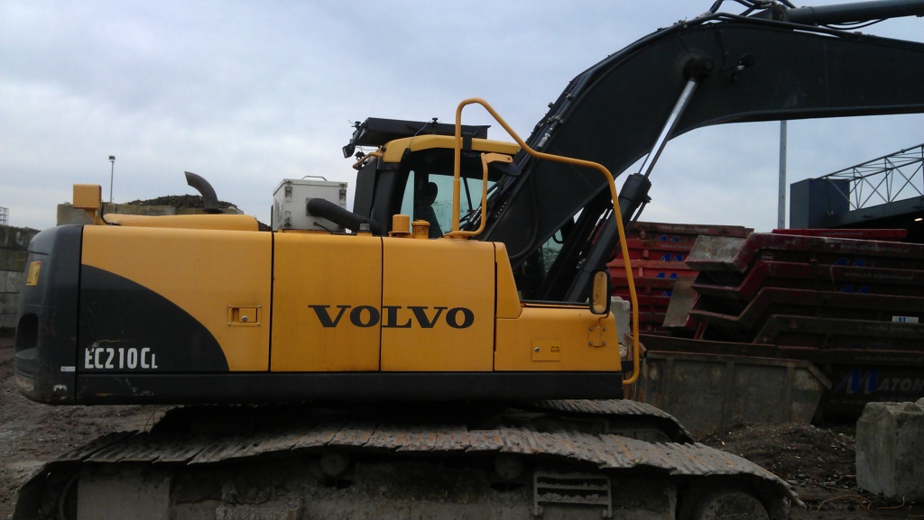 Recycling plant Volvo EC210CL excavator with Large Arctic Air cabin protection system.