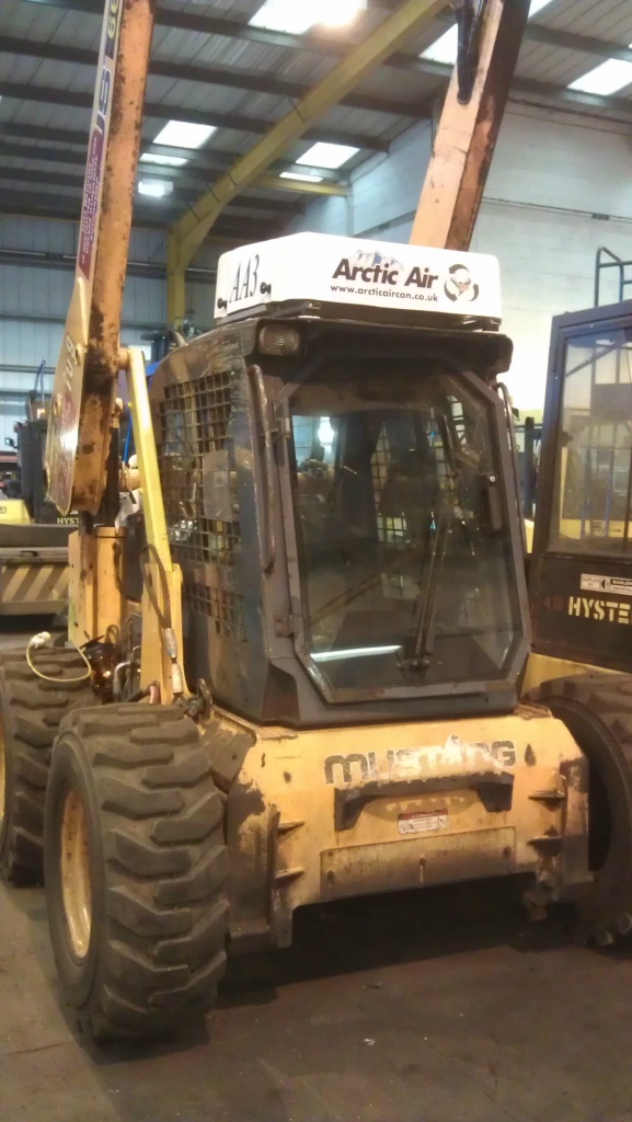 Arctic Air AA3  cab pressurizer  fitted to Mustang loader